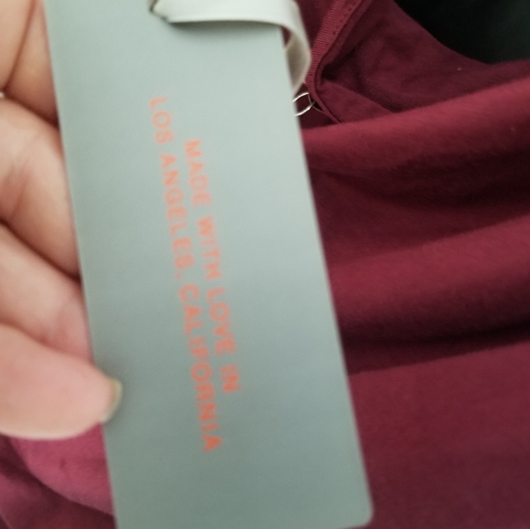 Feel the Piece draped low back tank top red size medium - Picture 8 of 8